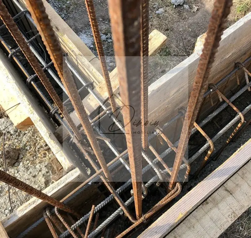 Vila de vanzare in Tunari I Gata de mutat I 4 camere 5 parcari  COM0%
