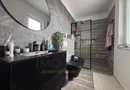 Duplex la cheie. 3 bai. 5 camere. La 4 minute de Timisoara.