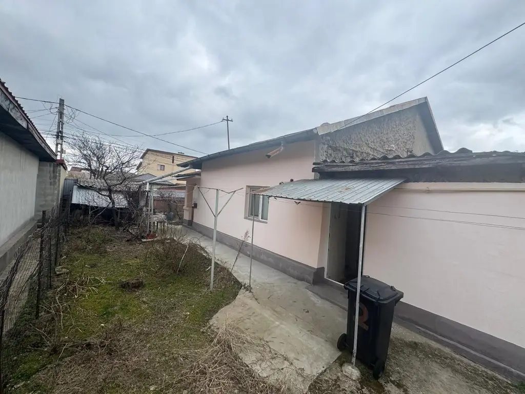 Casă de vânzare – Strada Mugurilor