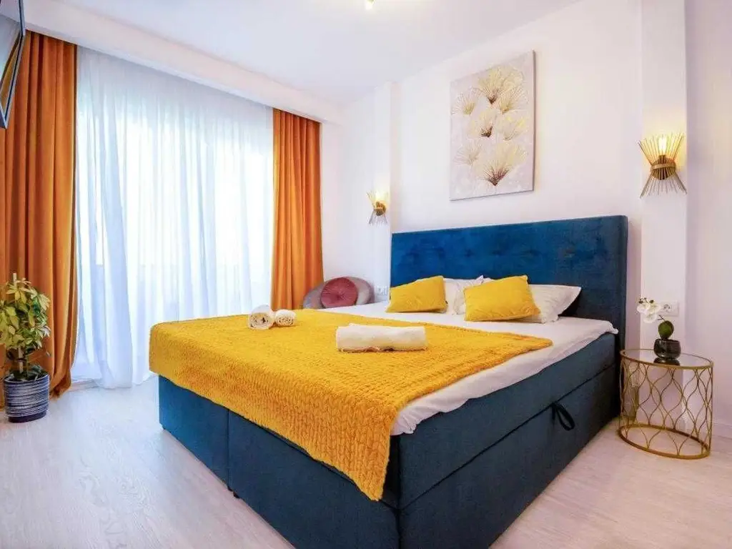 Vand apartament 2 camere cu vedere la mare Mamaia Nord