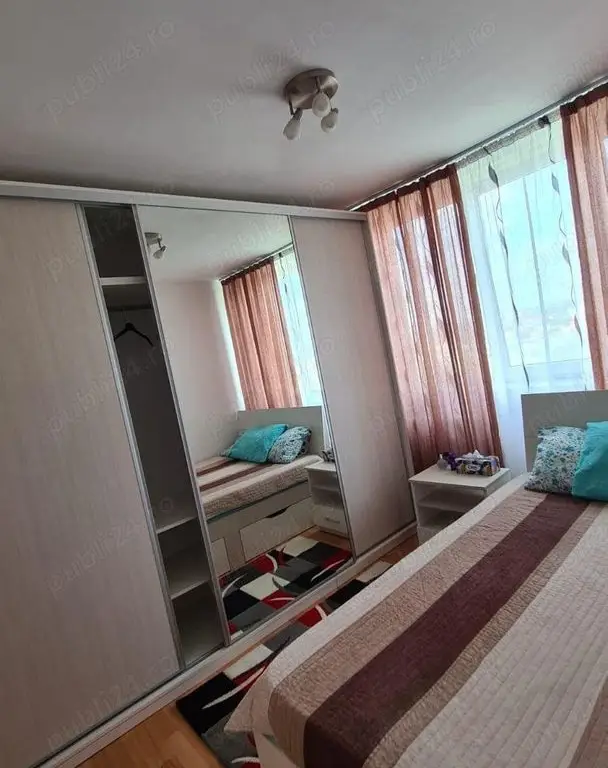 De vânzare Apartament 4 camere