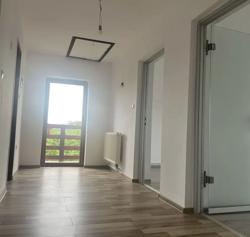 CASA DE VANZARE IN CARTIERUL PRIMAVERII -GIARMATA MARE