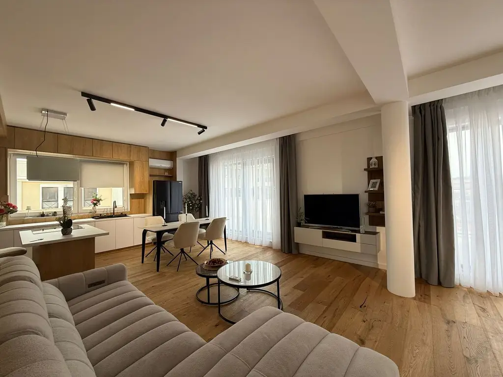 Luxury Duplex with Stunning Sunset Views *** Iancu Nicolae