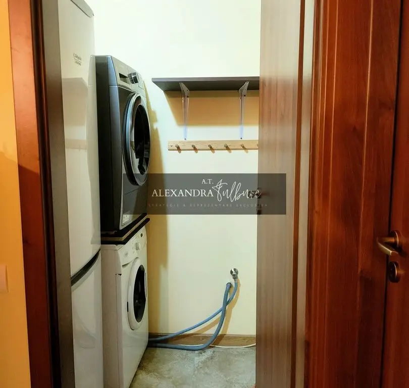 Apartament 3 camere, terasă, balcon închis, parcare