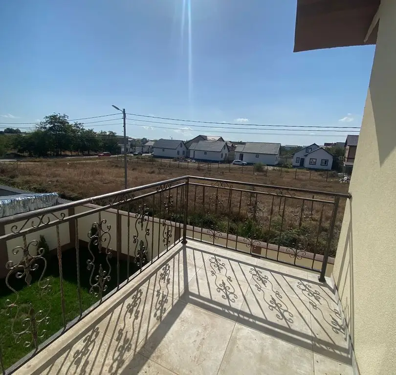 Casa P+1 de vanzare 160 MP An 2023 Predare la cheie Constanta Lumina