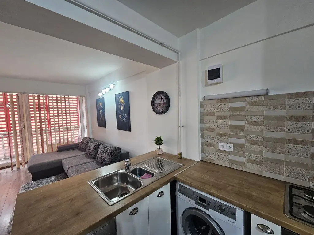 Apartament 2 camere, bloc 2010, garaj, zona Nord