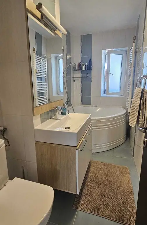 Apartament 3 camere Piata Unirii