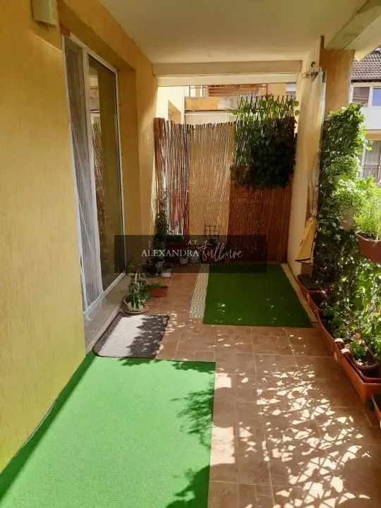 Apartament 2 camere decomandat, mobilat si utilat l Su 56 mp l Porii