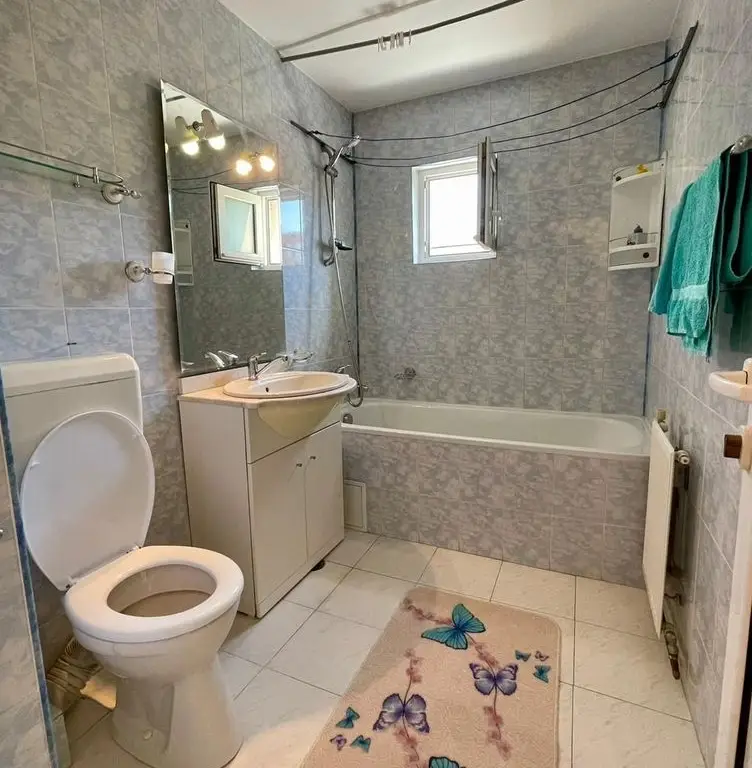 apartament cu 2 camere Tolstoi