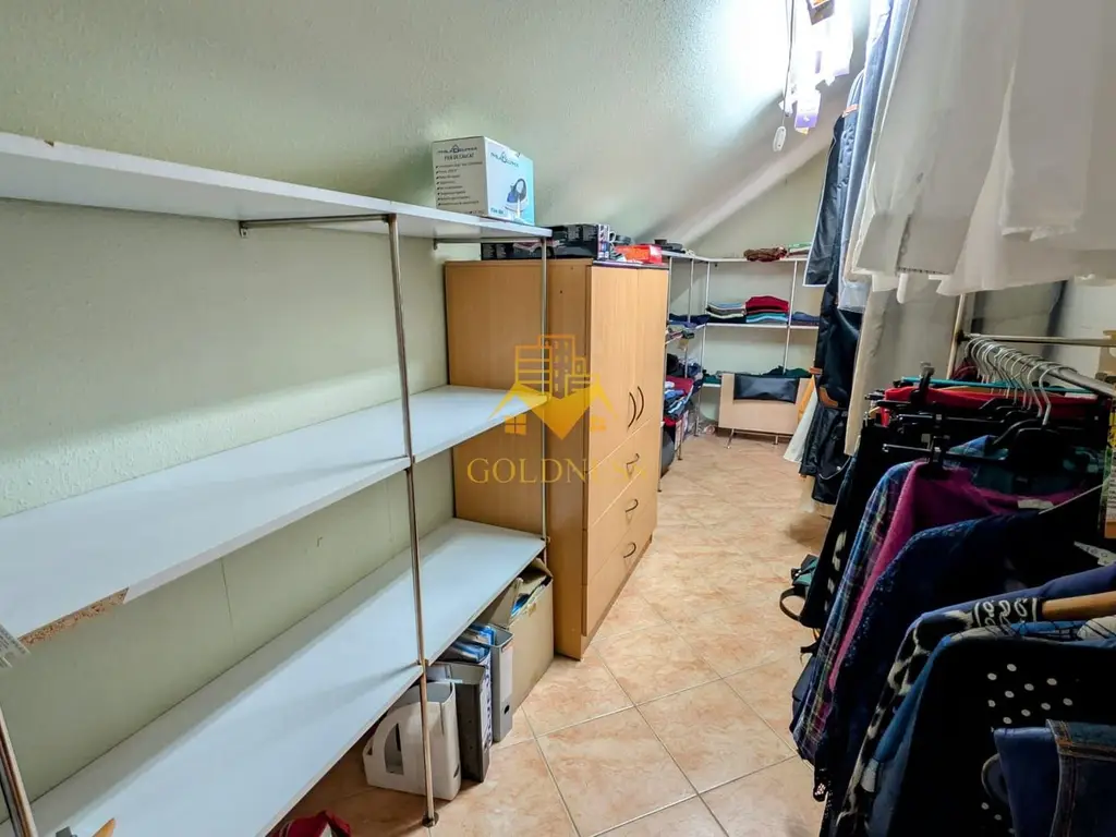 Vila, 6 Camere, 365 mp, 4 bai, Andrei Muresanu, Constantin Brancusi