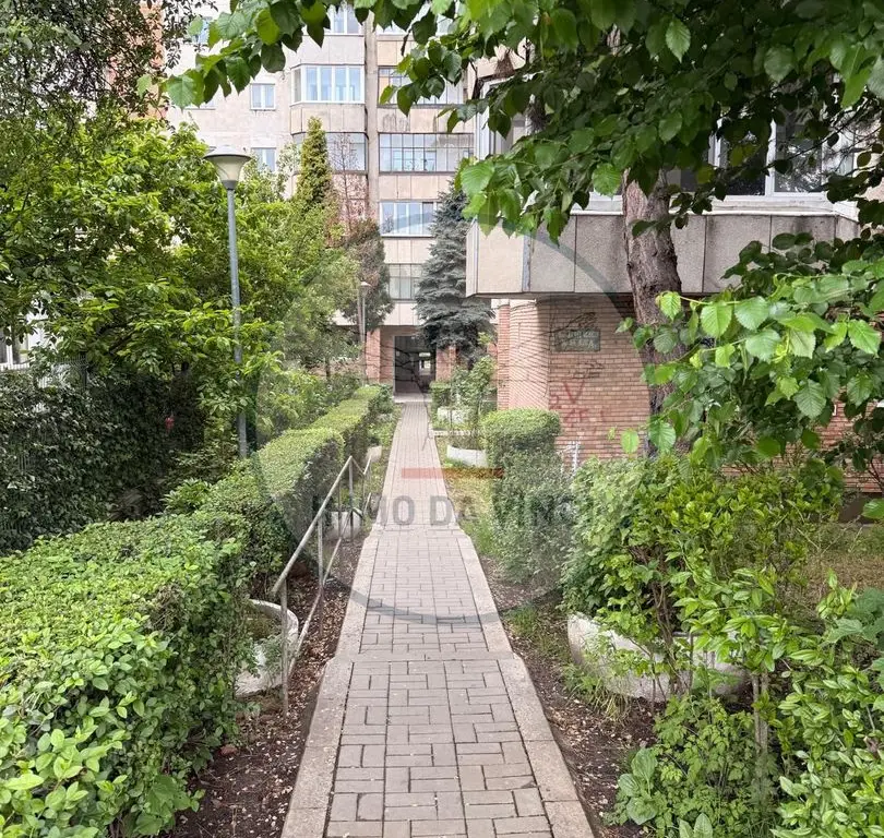Apartament 4 camere finisat modern Zona Aurel Vlaicu