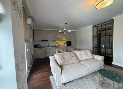 2 camere, lux, bloc nou, parcare, AC, Andrei Muresanu zona Mega Image