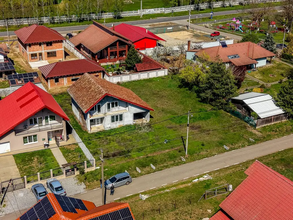 🏡 Casă P+1 la gri | 239 mp construiți | Călugareni -14 km de Arad