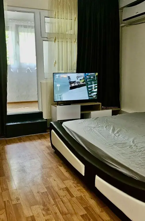 Garsonieră de închiriat – Micro 40, etaj 2, 20 mp + balcon
