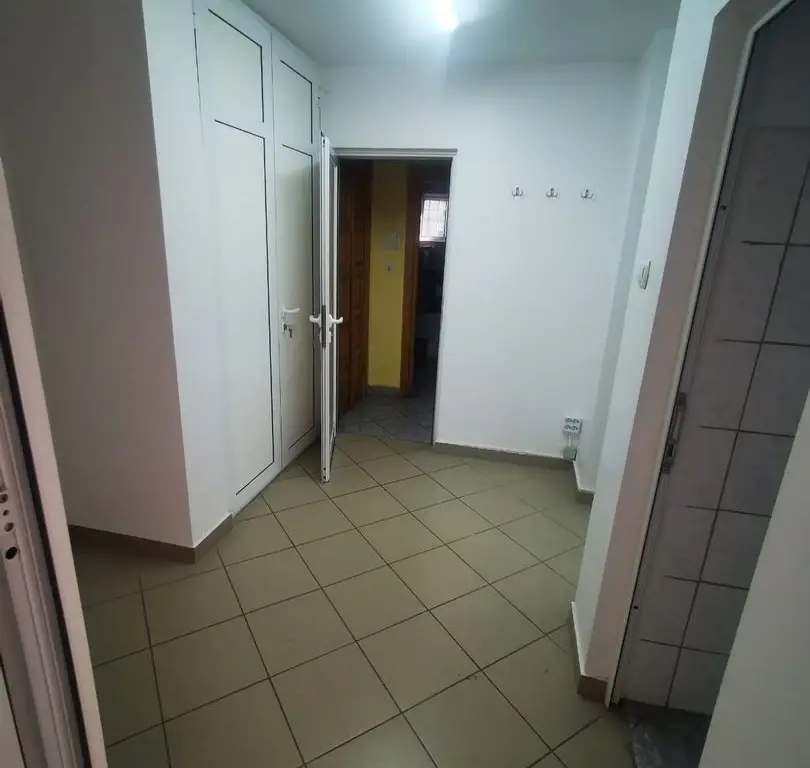 Spatiu comercial de vanzare – 75 mp, parter, Siderurgistilor Vest