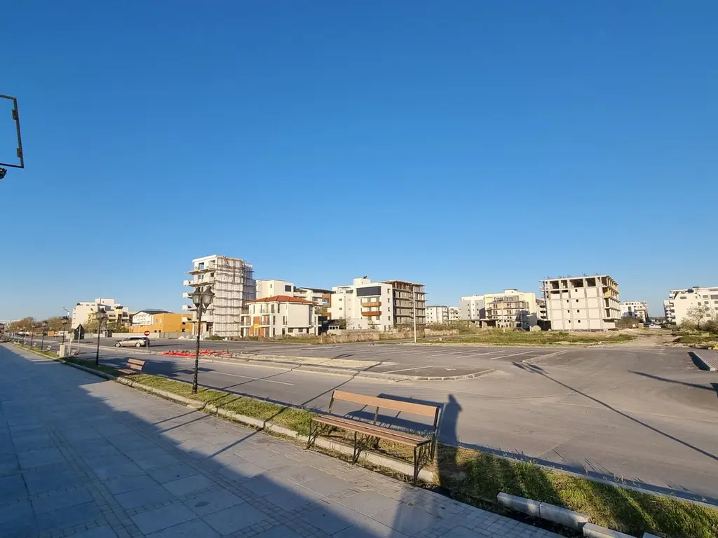 Ag. Eu. vinde Ap. 2 Cam. 39 mp Parter/8 An bloc 2024 Mamaia Nord