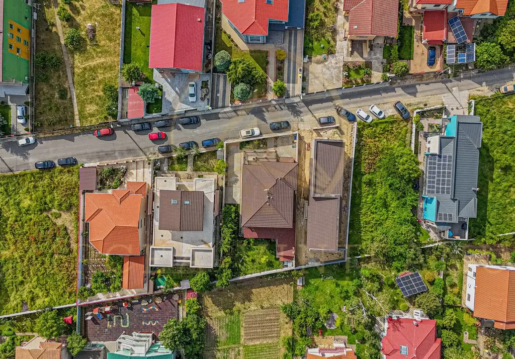 Palazu Mare / Elvila - Vila deosebită compusă din S+P+2E, mobilata și utilata