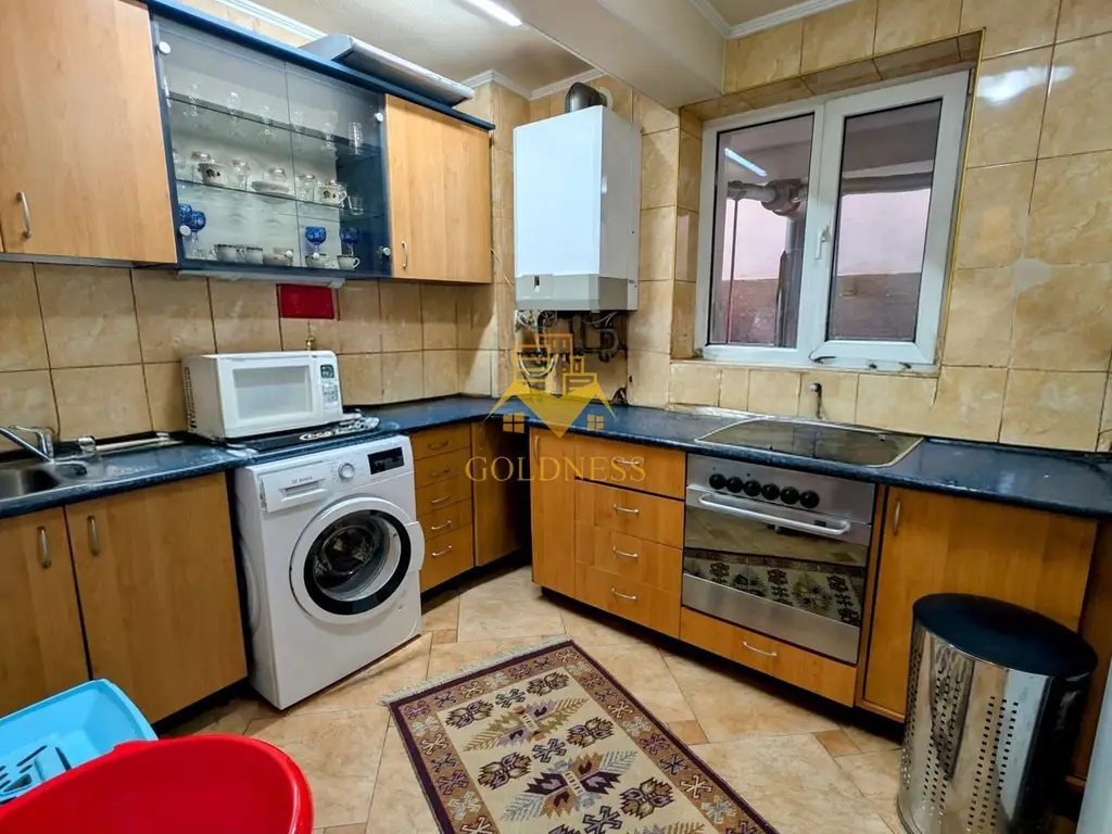 Vila, 6 Camere, 365 mp, 4 bai, Andrei Muresanu, Constantin Brancusi