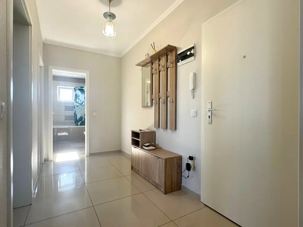 Apartament modern cu 2 camere și vedere spectaculoasă spre munți Avantgarden 3