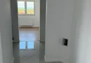 BRASADAS vinde ap 3 cam etaj 7/8 Micro 17 – Recent renovat.