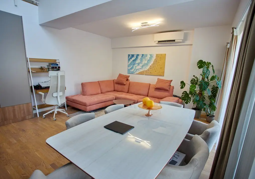 Penthouse duplex luminos, mobilat, 2 locuri parcare+boxa.