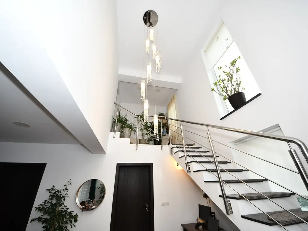 Casa moderna, constructie 2019 – Sat Costi, la 5 minute de Galati