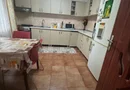 Casă de vânzare pe strada Sabarului