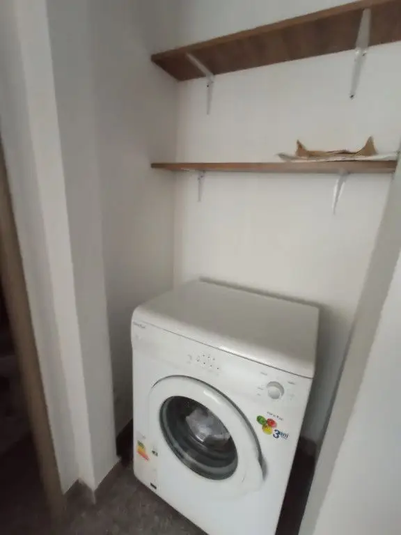 Inchiriez apartament zona Unirii,, Parcul Tineretului