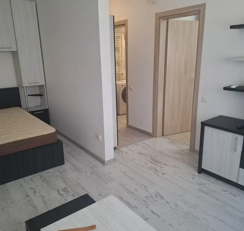 BRASADAS inchiriaza garsoniera etaj 5/5 zona Metalurgiei.