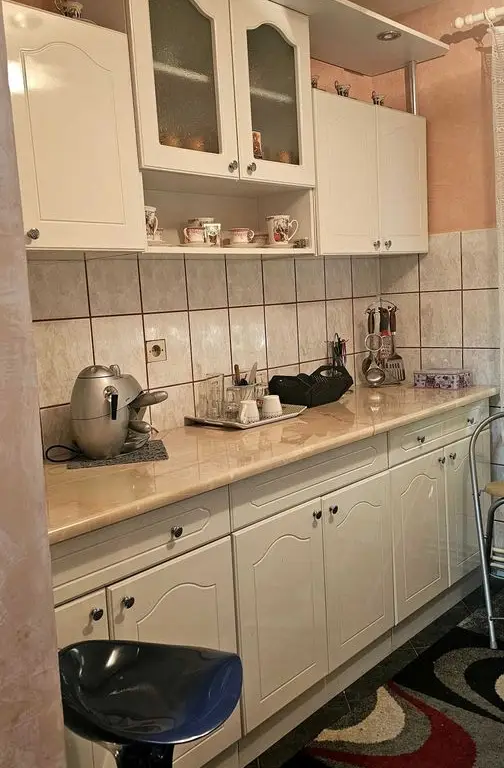 BRASADAS vinde ap 2 cam RENOVAT la PARTER in Micro 16.