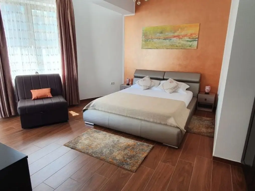Studio de vanzare 40 mp Et. 3/4 Mamaia nord Twin Rezidence aproape de plaja