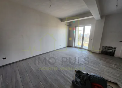 Bloc nou. Braytim. Etaj intermediar