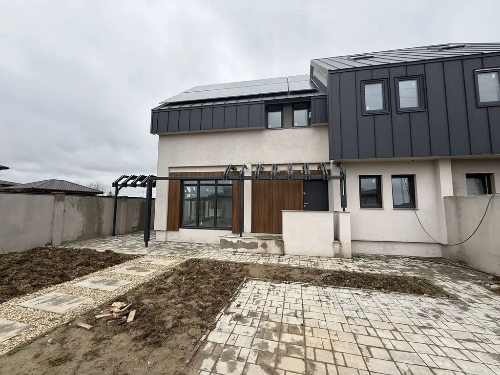 Casa tip duplex Balotesti - Codrii Vlasiei