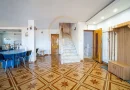 Duplex luminos și bine compartimentat, situat într-un imobil construit în 2003,