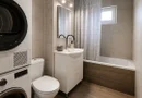 Apartament cu 3 cam complet renovat, 74 mp, 2 băi, Complex Studentesc