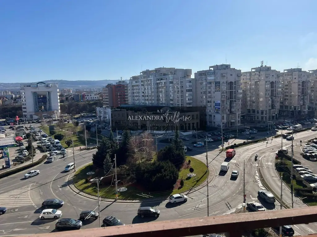 Apartament 3 camere, balcon, etaj intermediar, A. Vlaicu, Marasti