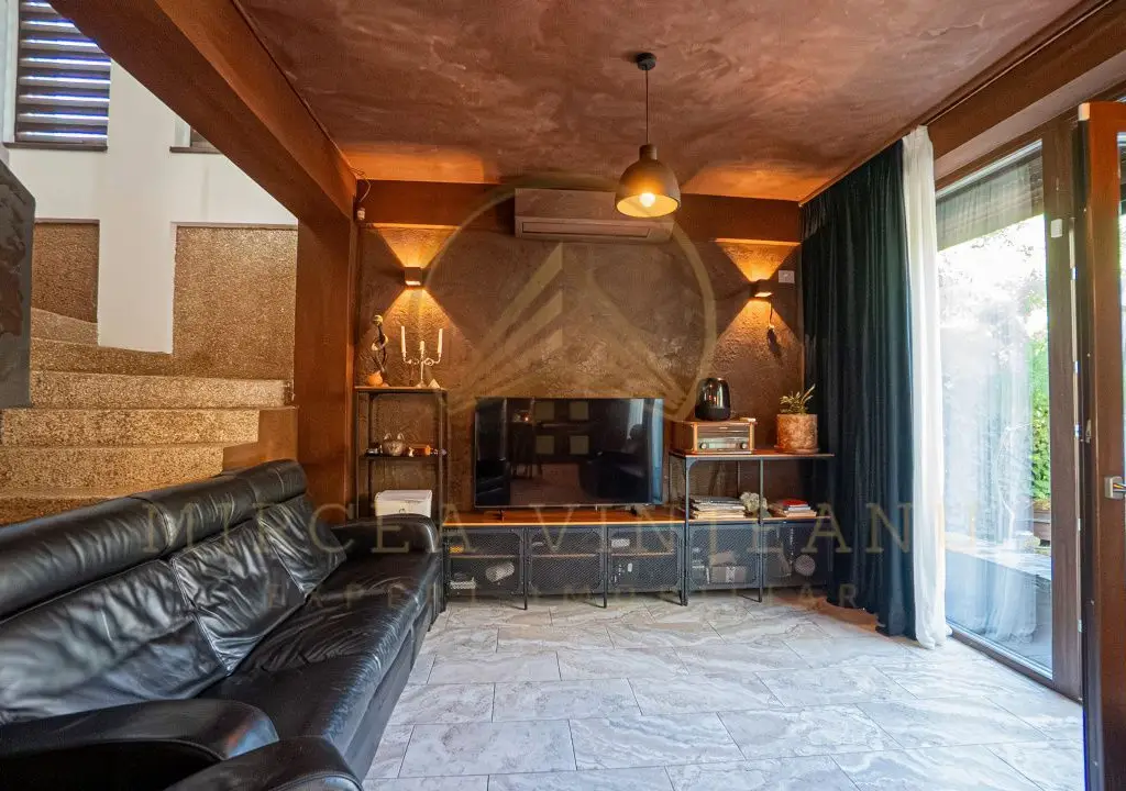 Casa P+1E de vanzare in Mamaia - Tabara Navodari