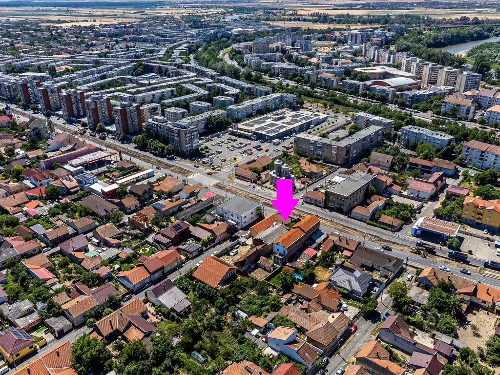 Spatiu comercial + hală pe Calea Radnei – oportunitate investitie!