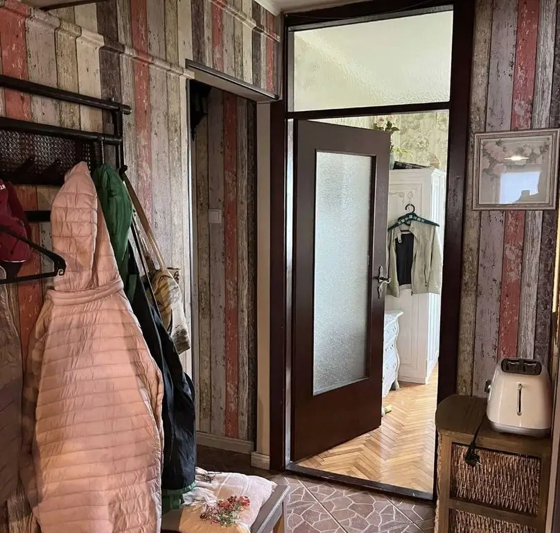 De vanzare apartament cu 3 camere