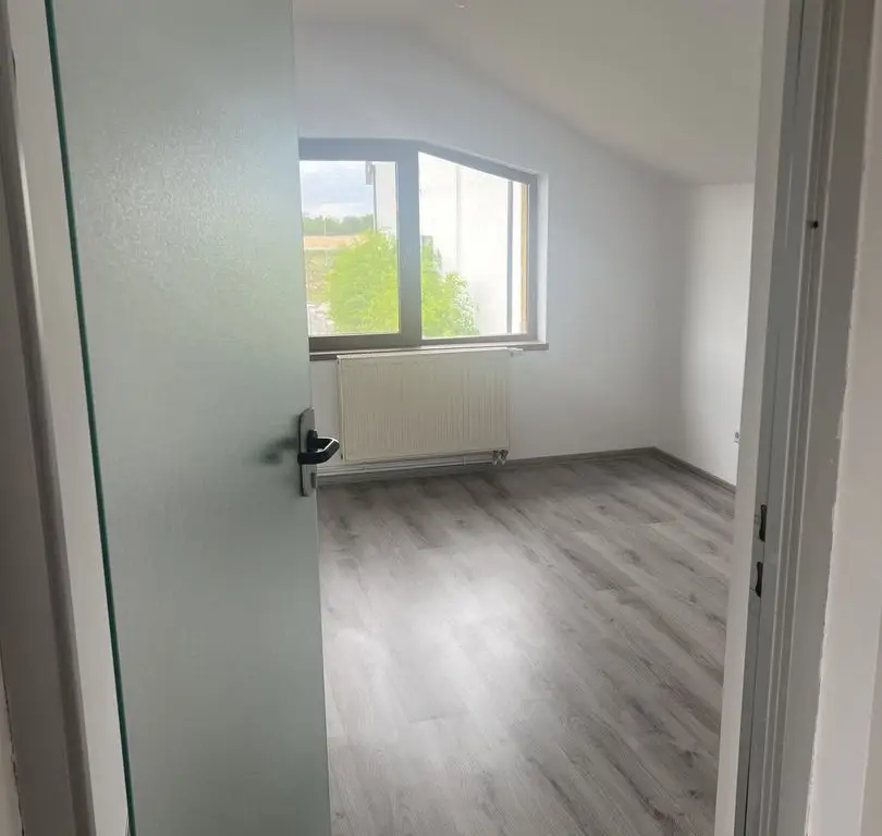 CASA DE VANZARE IN CARTIERUL PRIMAVERII -GIARMATA MARE