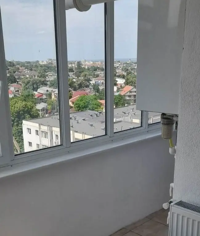 De vanzare apartament cu o cameră str. Brăilei, et. 7, 58.000 euro