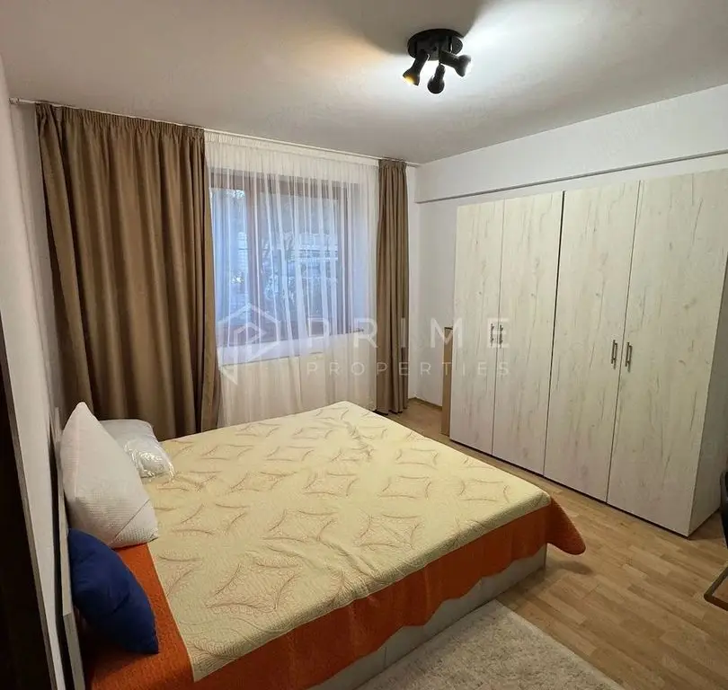 Vă prezentăm 2 camere, confort și acces rapid UMFST