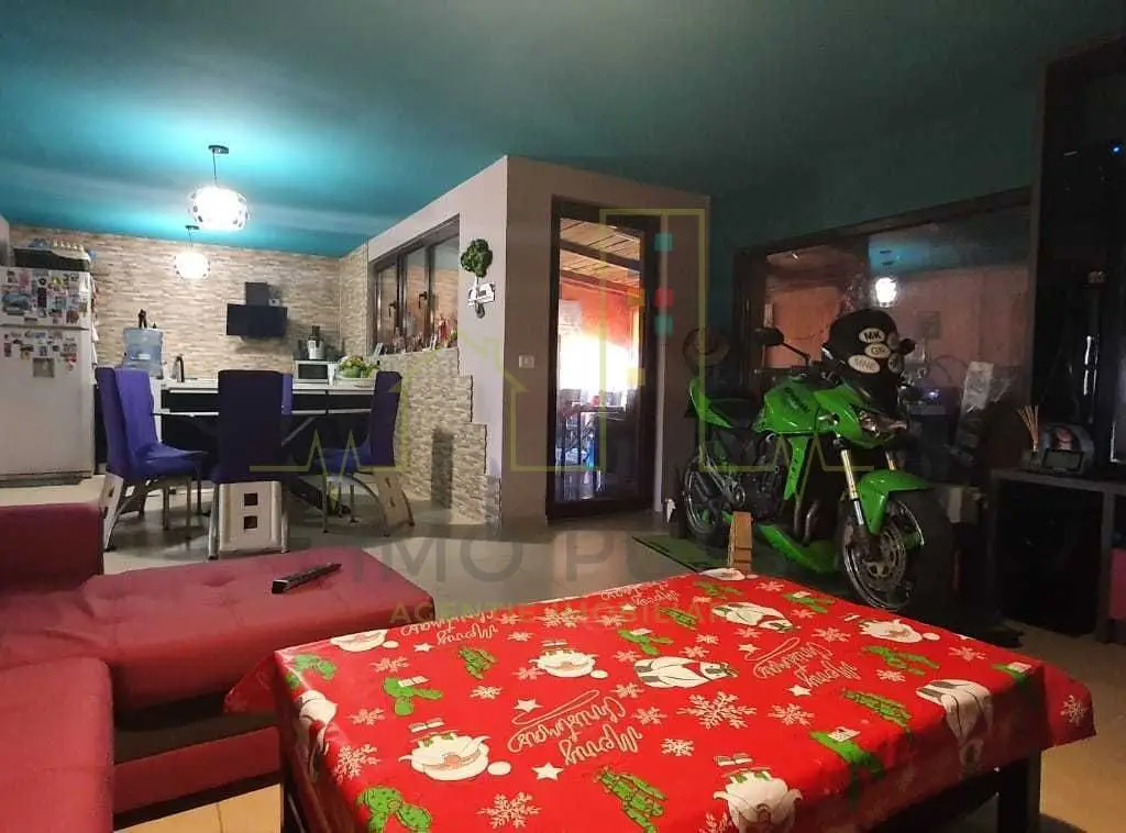 1/2 duplex in Sag cu 4 camere