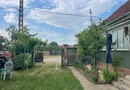 Vindem casă tradițională in sat Sabolciu,central, 4500 mp- 76.000 euro
