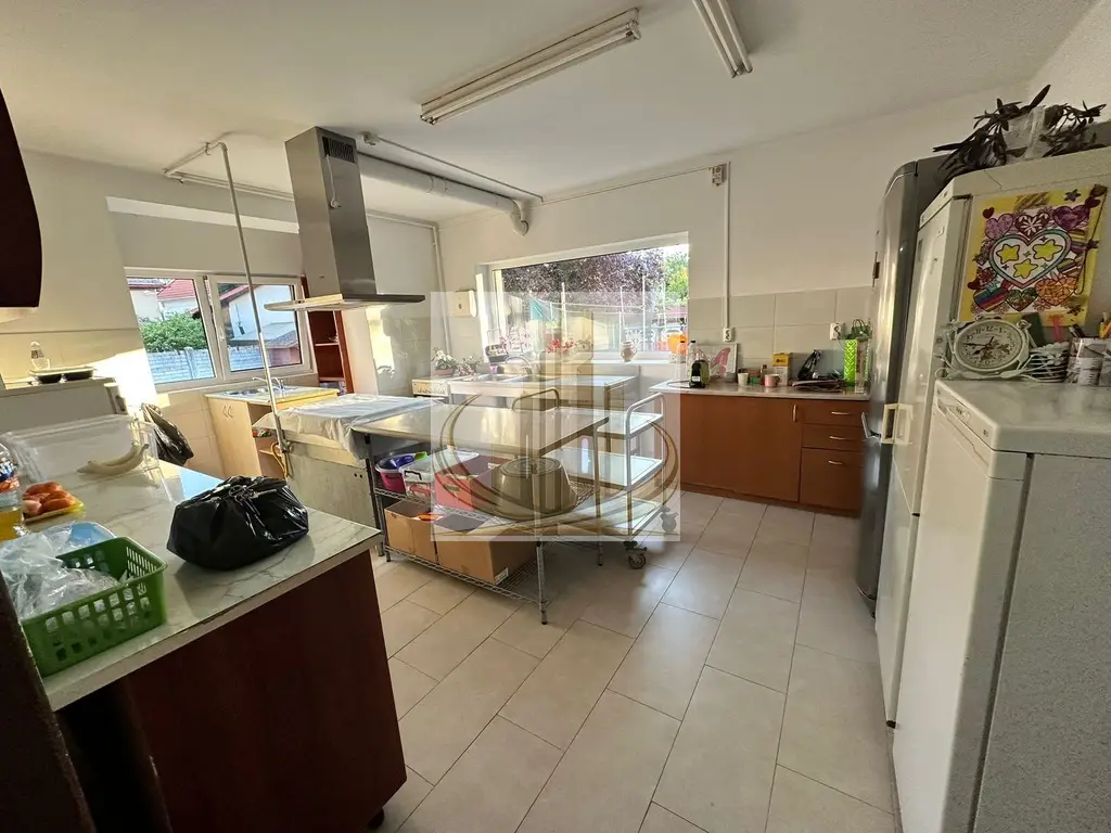 Grădiniță / After-school complet funcțional | 17 săli | Preț imbatabil