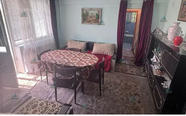Apartament 3 camere de vânzare – Zona Centrală