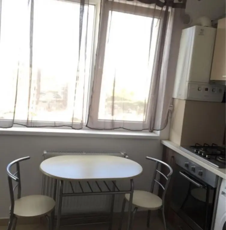 Inchiriez apartament 2 camere - Metalurgiei Residence