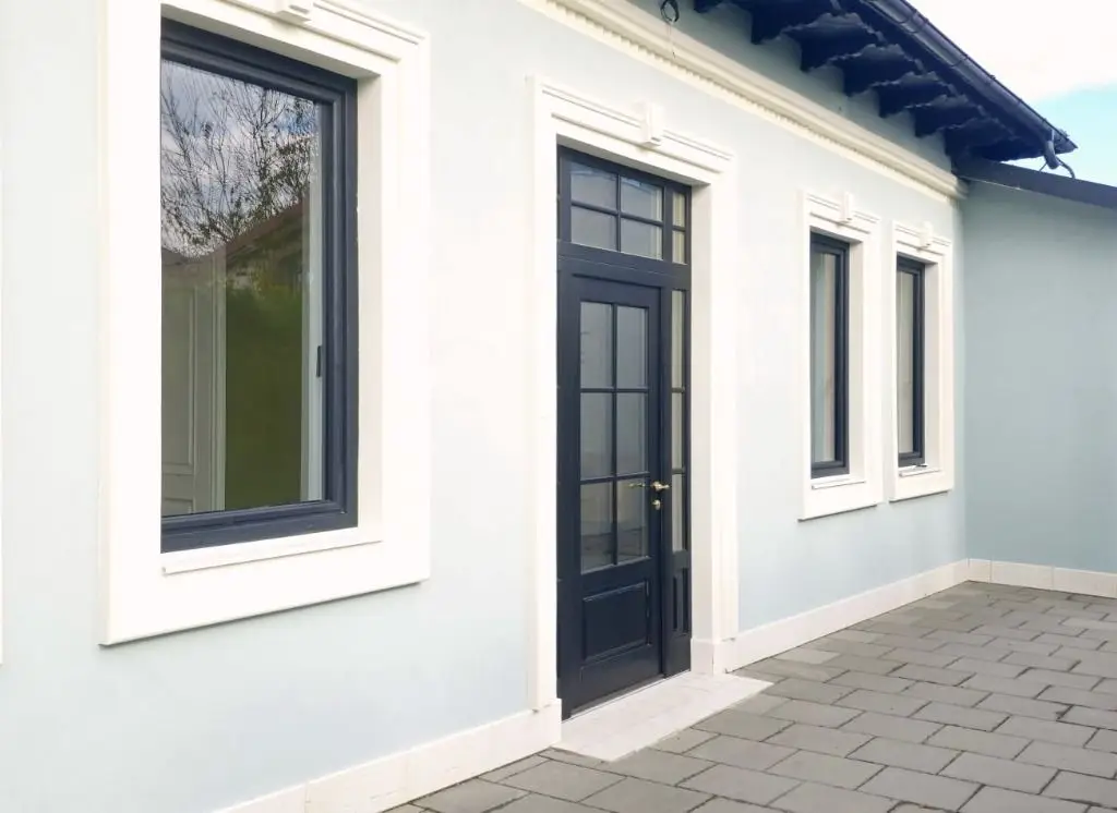 Casă renovată integral – ideală pentru birou/cabinet, sediu de firma