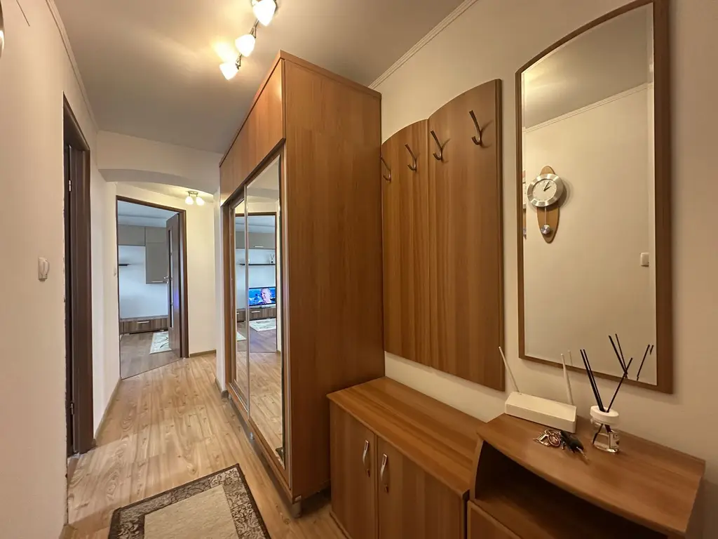 Închiriere apartament spațios și foarte curat Cartierul Scriitorilor