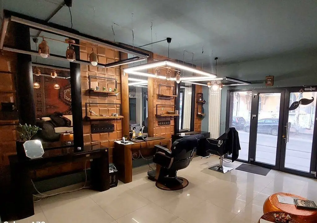 Particular vila + spatiu comercial 290 mp Unirii investitie cu preluare chiriasi